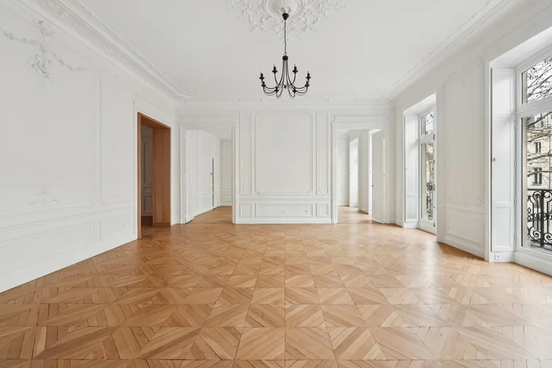 PARIS, J 75008, Paris, Île-de-France, France. - Photo 14