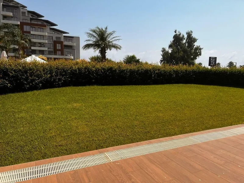 Large doublex apartment with sea view - directly at the beach