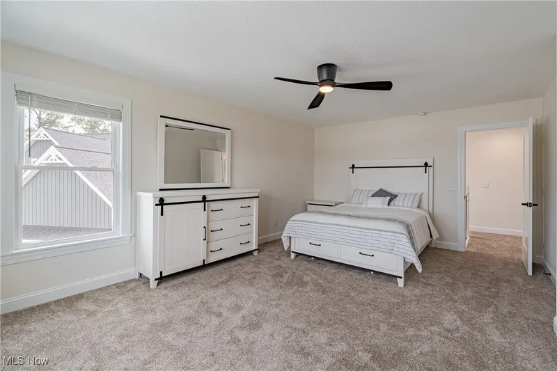 592 Magnolia Court, Mayfield Village, OH 44143, Cleveland, Ohio, United States. - Photo 28