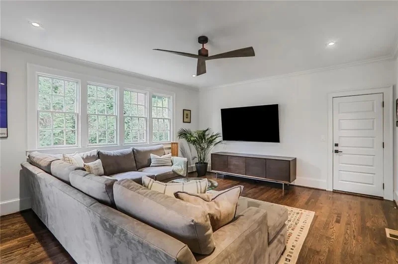 219 Little John Trail NE, Atlanta, Georgia, United States. - Photo 16