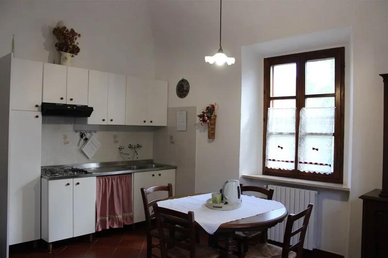 San Cipriano, Tuscany, Italy. - Photo 3