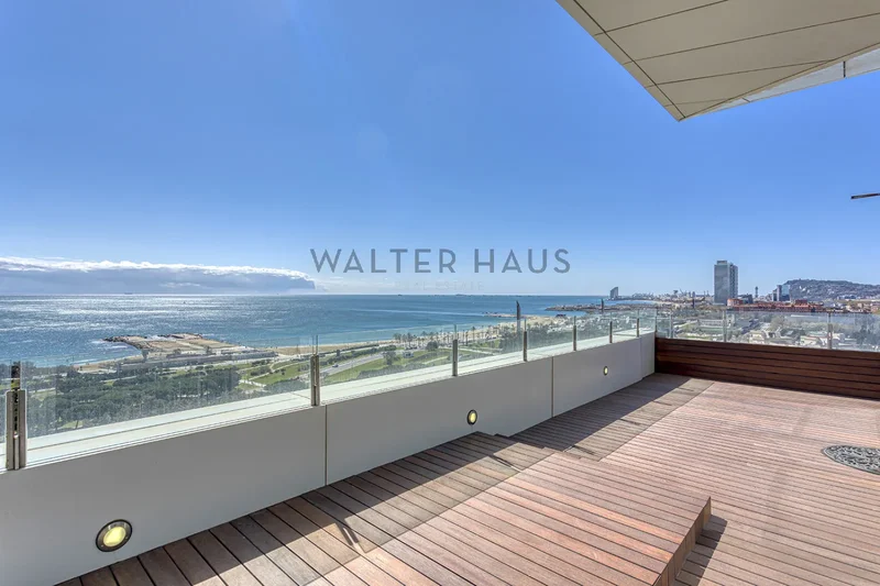 Spectacular penthouse with panoramic sea views in Poble Nou, Barcelona