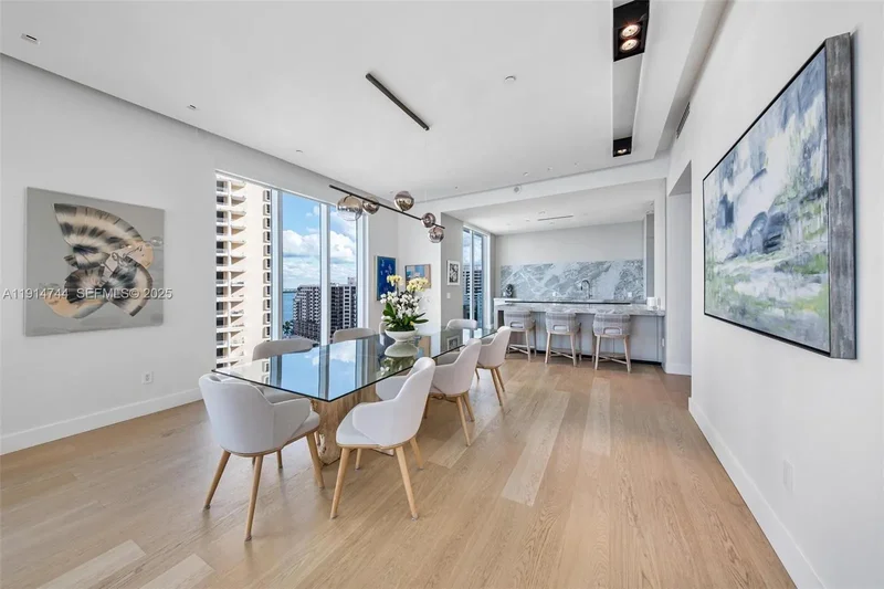 900 Brickell Key Blvd 1403, Miami, Florida, United States. - Photo 9
