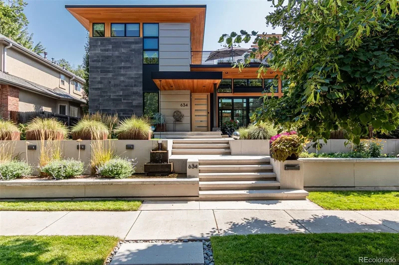 Single Family Residence in Denver