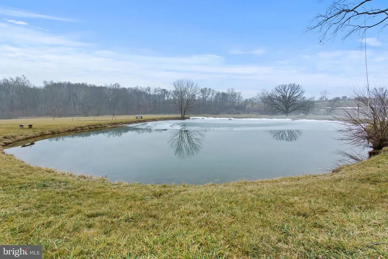 4205 SAMS CREEK RD, NEW WINDSOR, MD, 21776, USA, New Windsor, Maryland, United States. - Photo 37