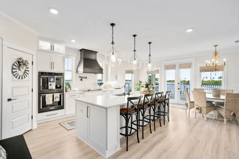 389 Confidence Way , Southport, FL 32409, Panama City, Florida, United States. - Photo 46