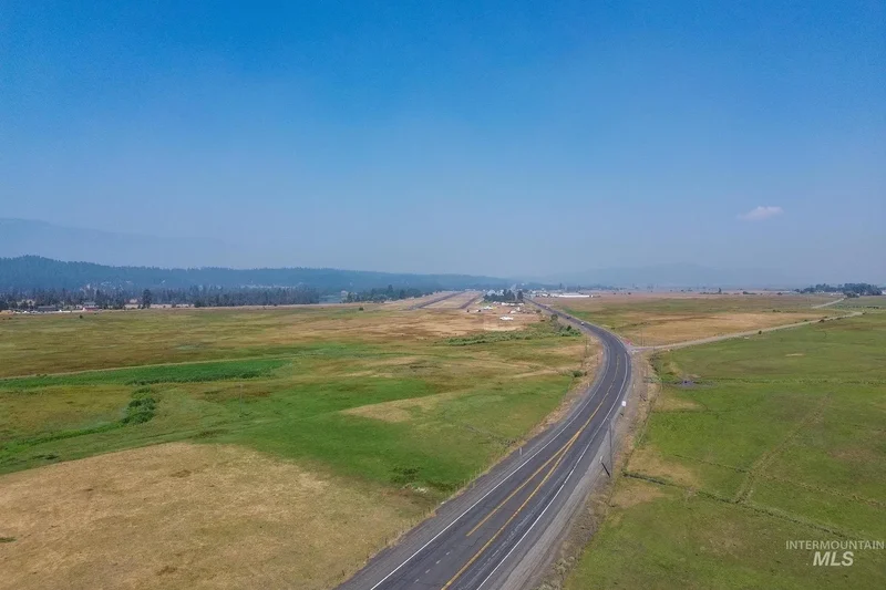 000 Highway 55, Cascade, ID 83611, Cascade, Idaho, United States. - Photo 4