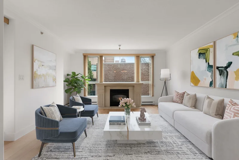 Timeless Comfort in Vibrant Oakridge