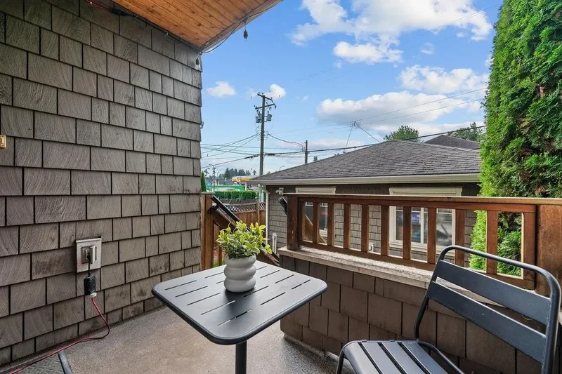 1254 E 11th Avenue, Vancouver, British Columbia, Canada. - Photo 24