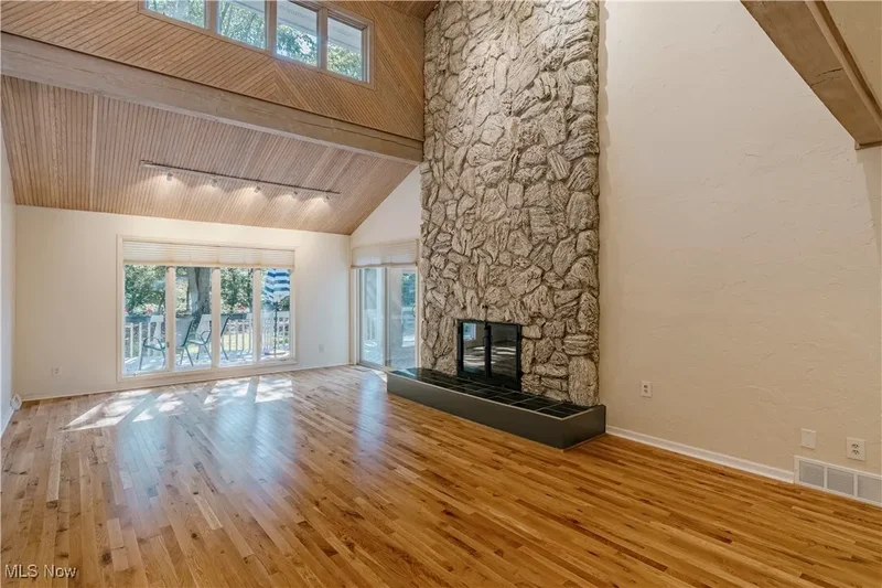 15 Laurel Hill Lane, Pepper Pike, OH 44124, Pepper Pike, Ohio, United States. - Photo 6