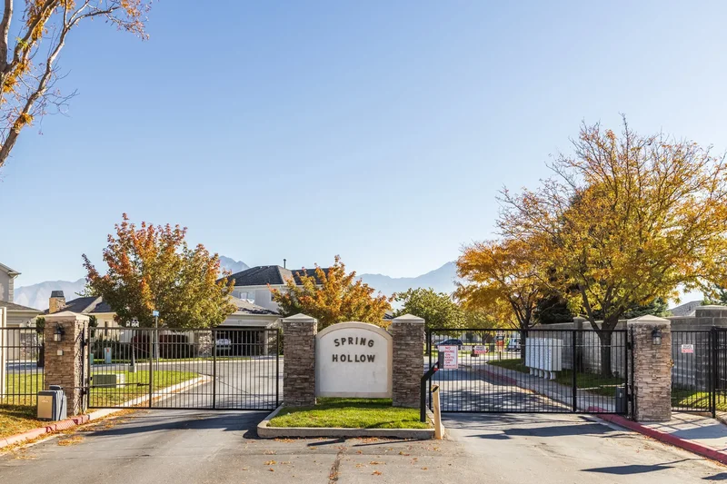 6937 S Hollow View Way, West Jordan, UT 84084, West Jordan, Utah, United States. - Photo 6