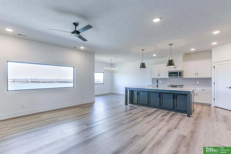 7033 N 276 Court, Valley, NE 68064, King Lake, Nebraska, United States. - Photo 42