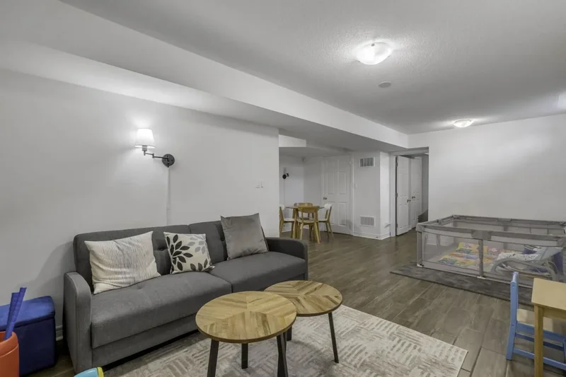 131 Greenwood Road, Whitchurch-Stouffville, Ontario, Canada. - Photo 18