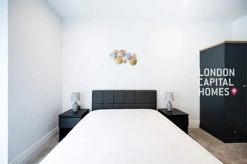 Chapman House, Filmworks Walk, London, England, United Kingdom. - Photo 11