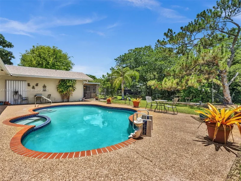 5310 SW 109th Ave, Davie, FL 33328, Davie, Florida, United States. - Photo 56