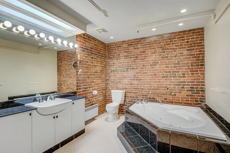 373 Rue St-Paul O. #3, Montréal, Quebec, Canada. - Photo 14