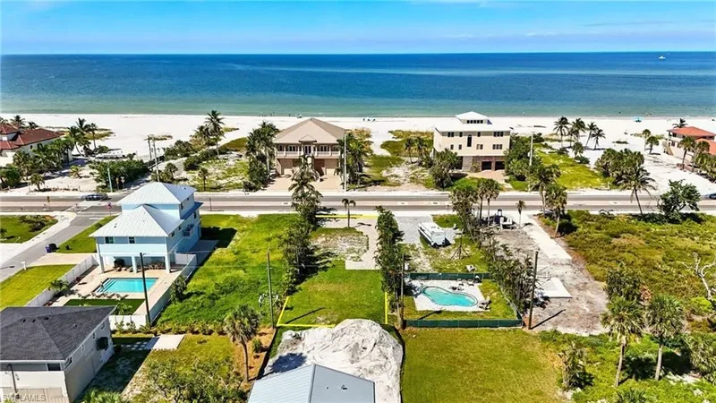 5865, Fort Myers Beach, Florida, United States. - Photo 8