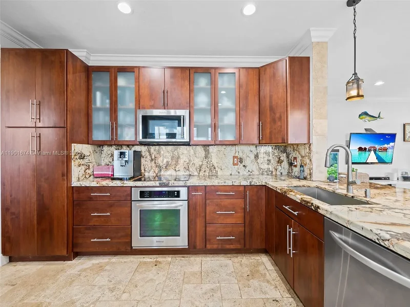 1206 Falls Blvd, Weston, Florida, United States. - Photo 25