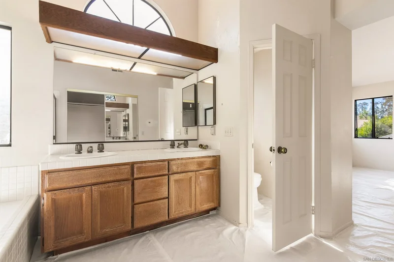 3970 Santa Nella Pl , San Diego, CA 92130, San Diego, California, United States. - Photo 31