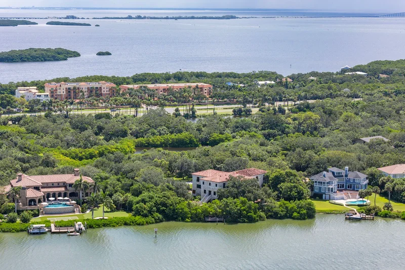 1571 Oceanview Drive, St Petersburg, FL 33715, St. Petersburg, Florida, United States. - Photo 54
