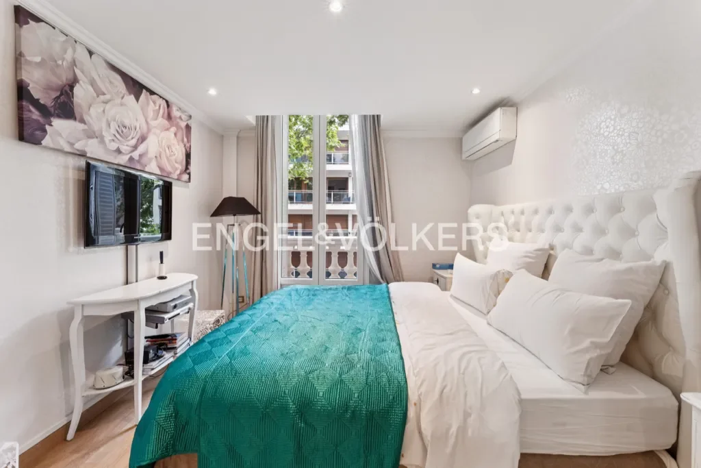 Gallery photo 6