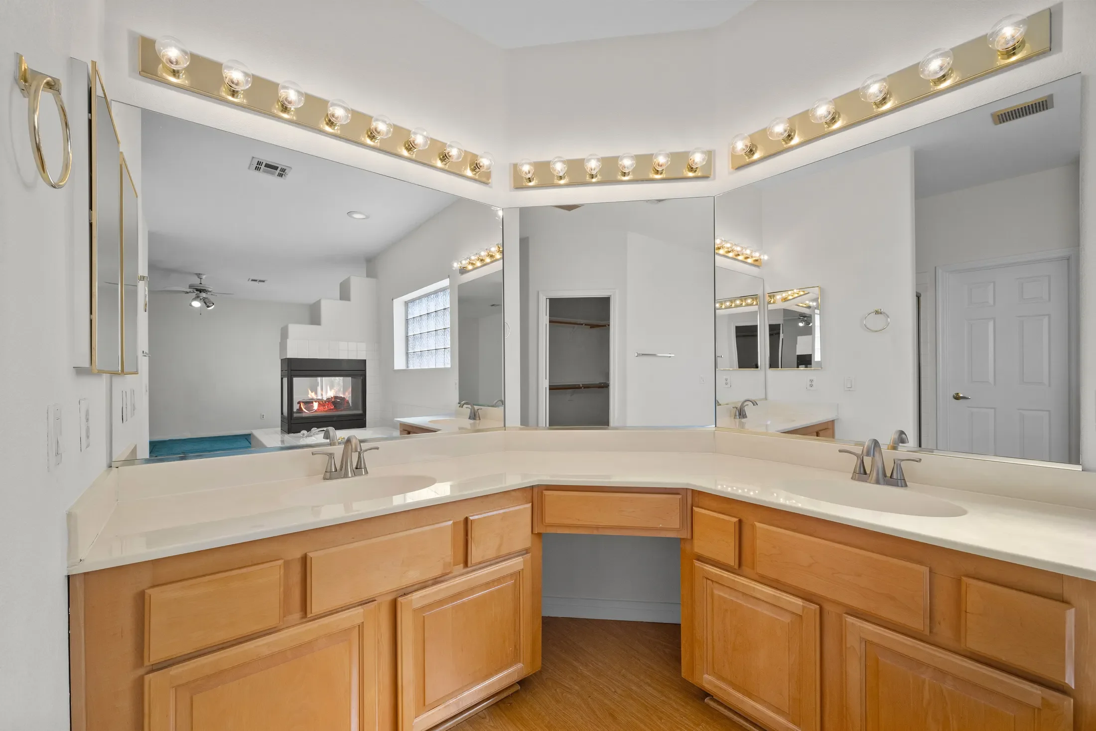 3600 N Tomsik Street, Las Vegas, NV 89129, Las Vegas, Nevada, United States. - Photo 25