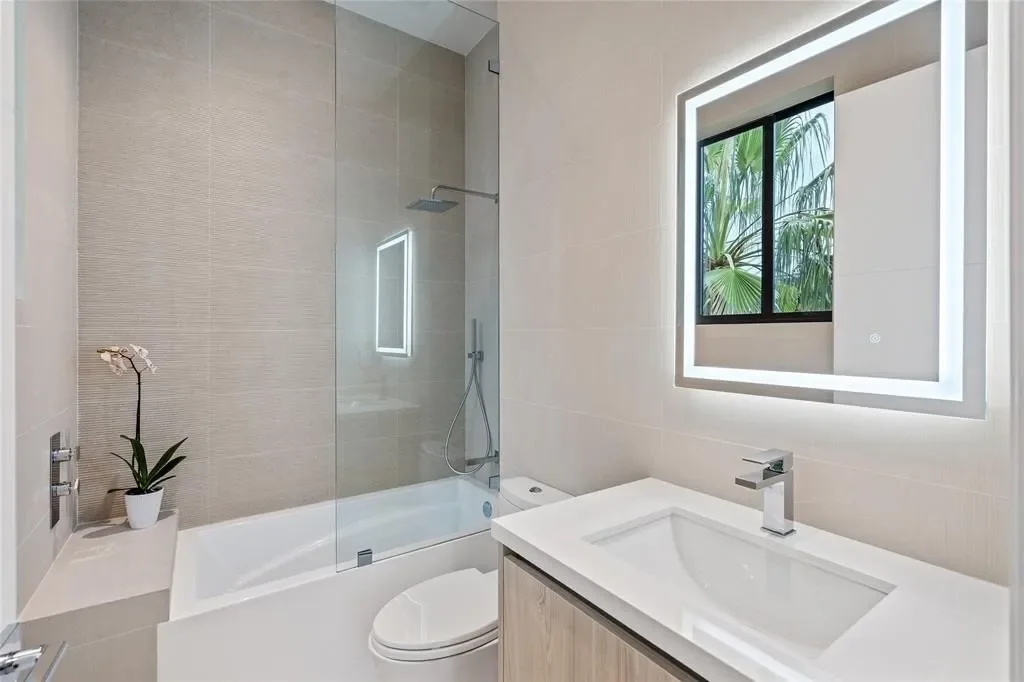 2405 Castilla Isle, Fort Lauderdale, FL, 33301, USA, Fort Lauderdale, Florida, United States. - Photo 29