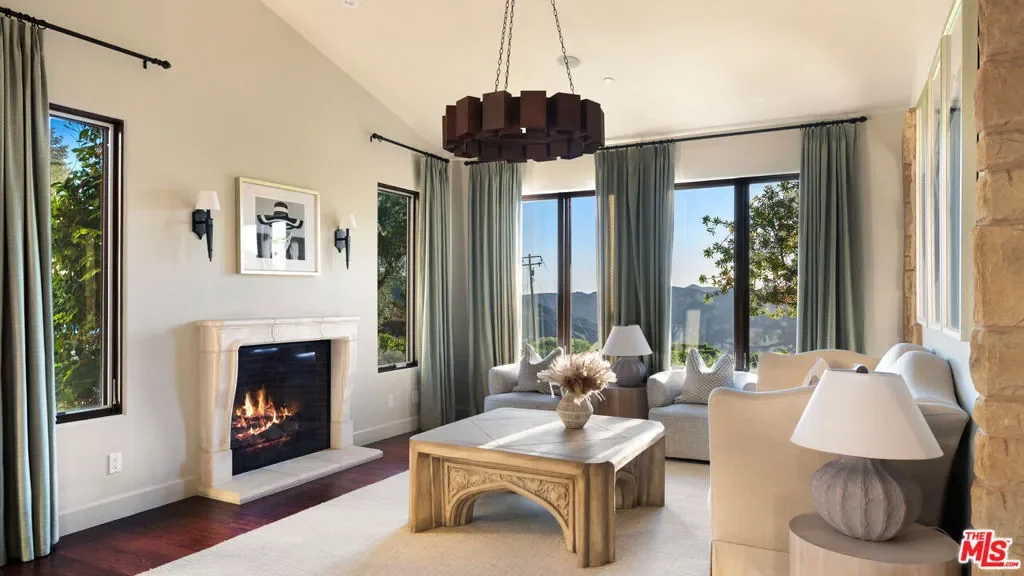 33330 Hassted Drive, Malibu, California, United States. - Photo 3