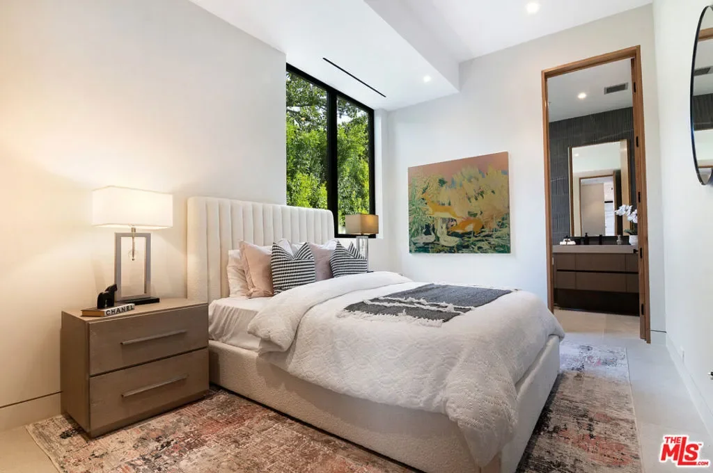 2641 Hutton Drive, Beverly Hills, California, United States. - Photo 41