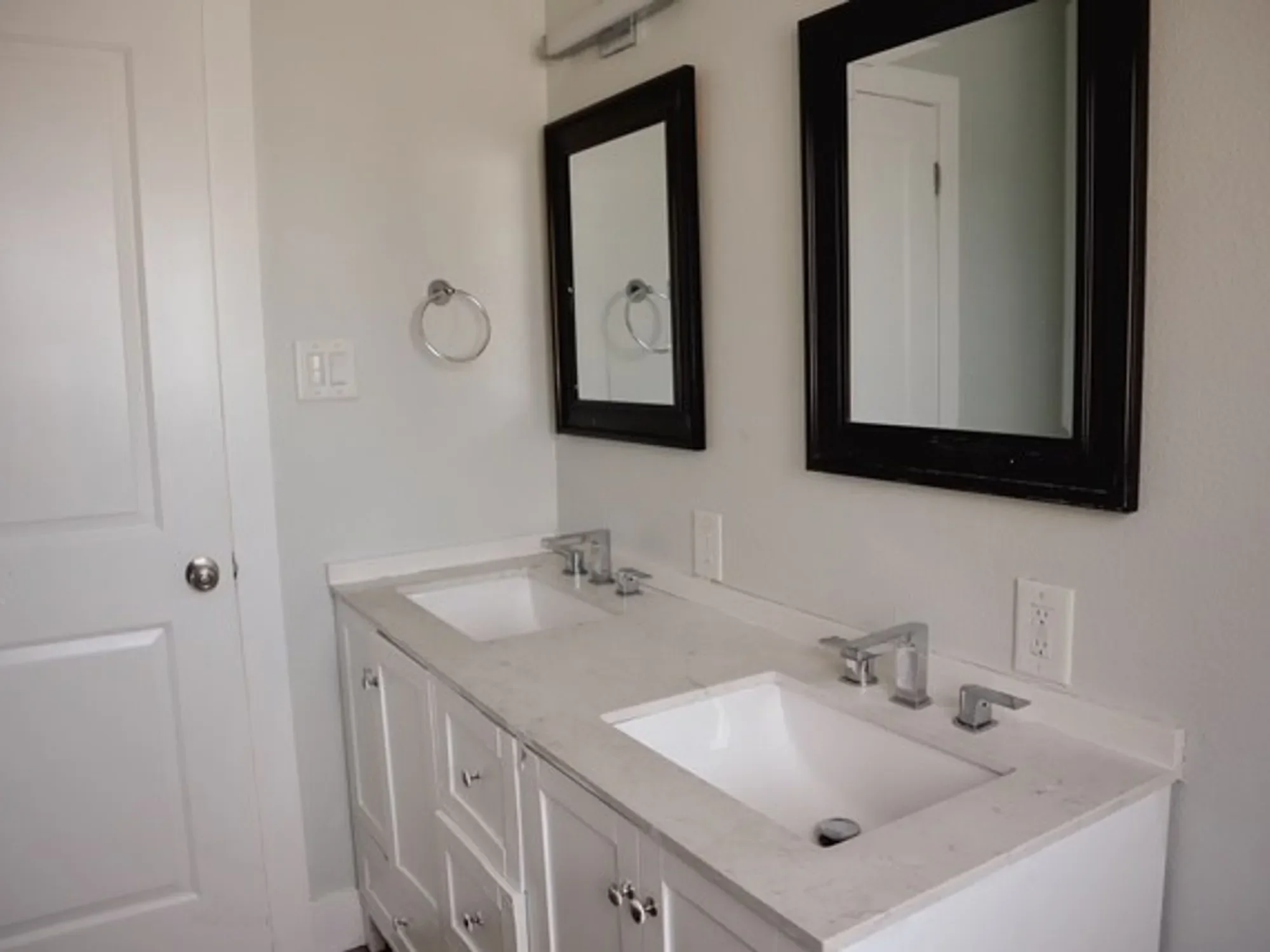 Gallery photo 3