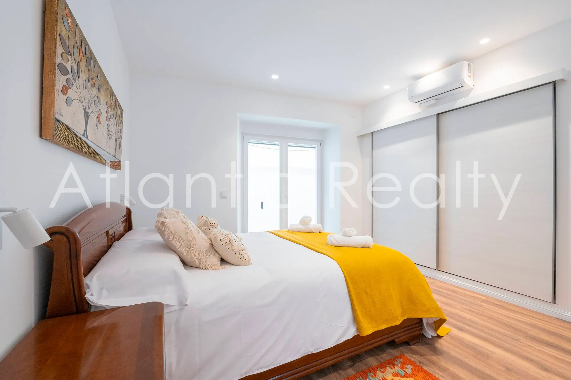 Gallery photo 2