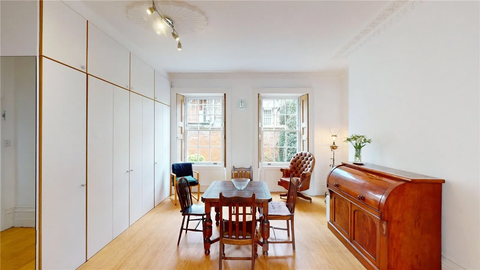 Gallery photo 10