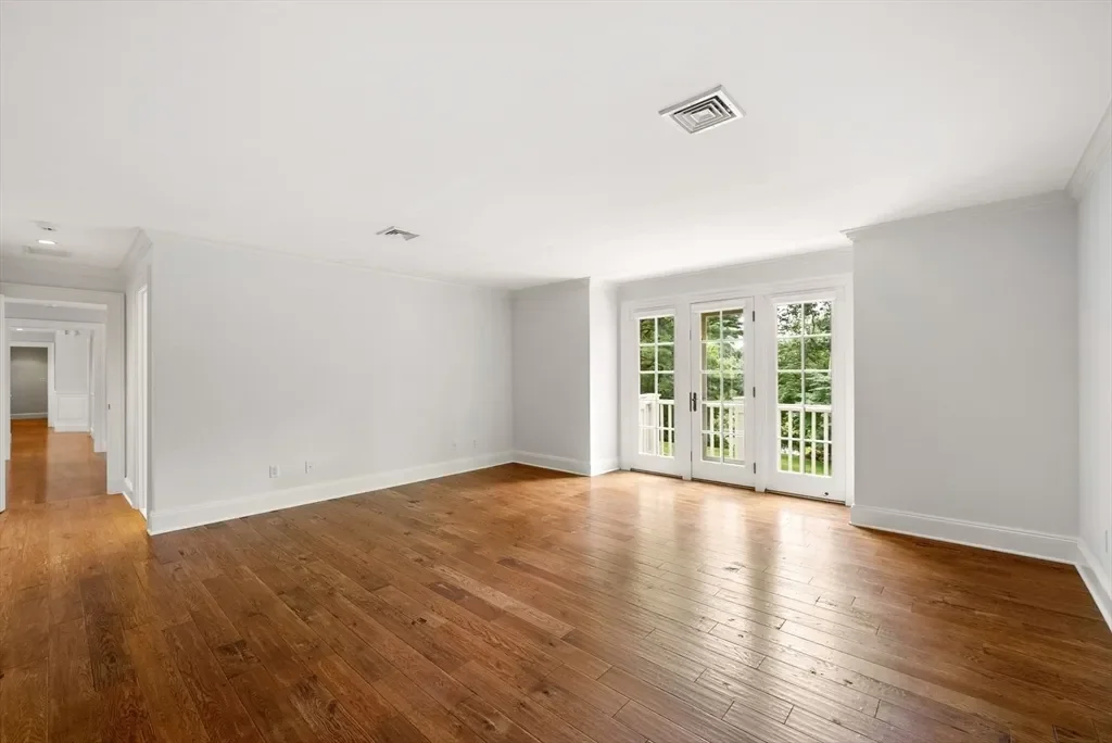Gallery photo 4