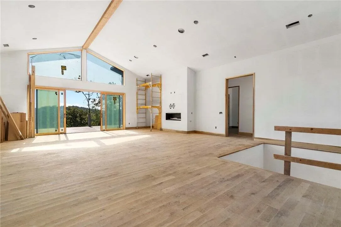 Gallery photo 12