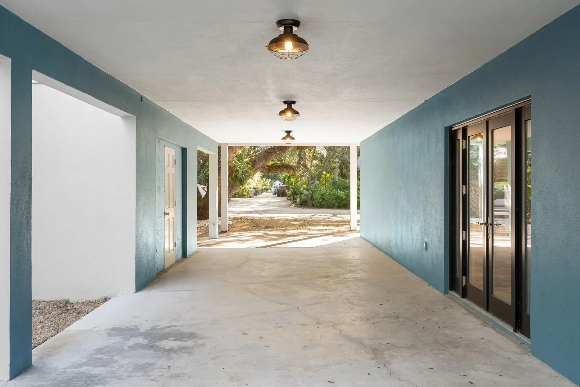 9415 Periwinkle Drive , Vero Beach, FL 32963, Vero Beach, Florida, United States. - Photo 27