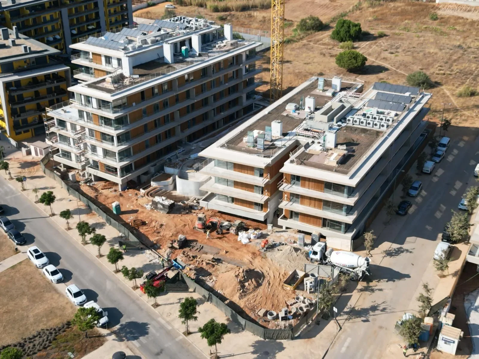 Exterior photo 8