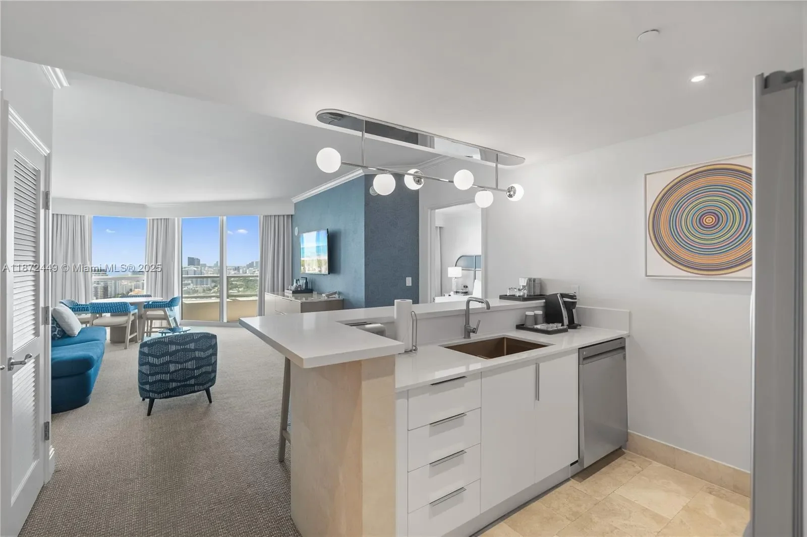 4401 Collins Ave 2712, Miami Beach, Florida, United States. - Photo 9