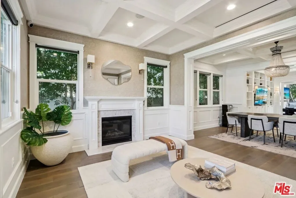 14000 Morrison Street, Los Angeles, California, United States. - Photo 20