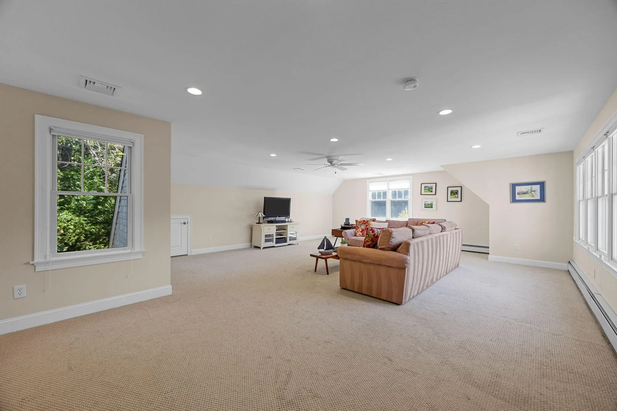 Gallery photo 12