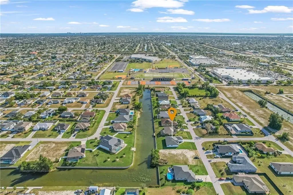 417 SW 23rd TER, CAPE CORAL, FL 33991, Cape Coral, Florida, United States. - Photo 28
