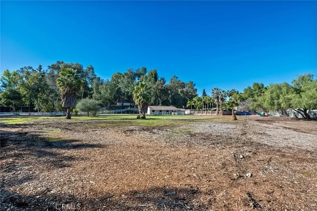 5546 PARADISE VALLEY Road, Hidden Hills, California, United States. - Photo 8