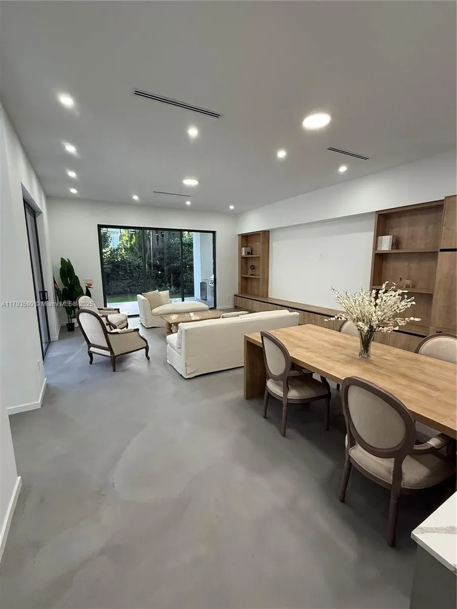 2730 SW 17th Ave, Miami, Florida, United States. - Photo 23