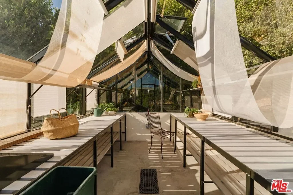 6767 Wandermere Road, Malibu, California, United States. - Photo 30