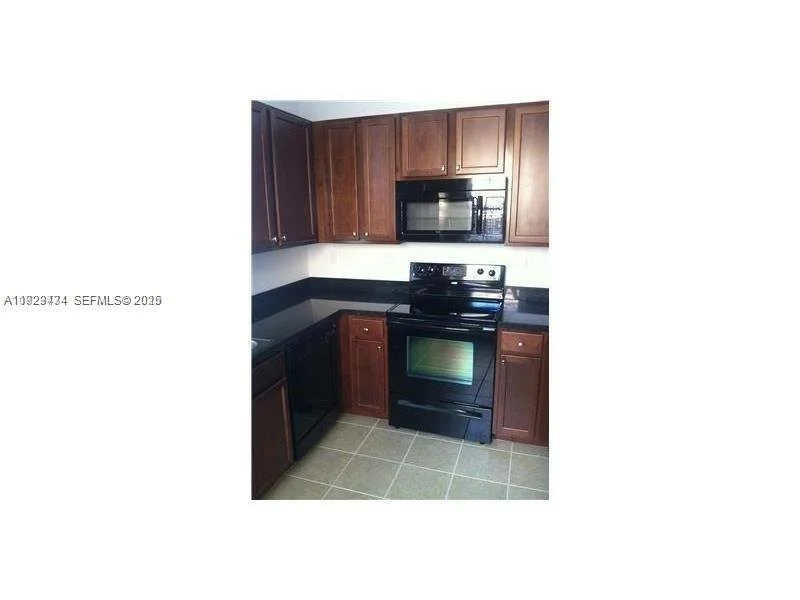 Gallery photo 9