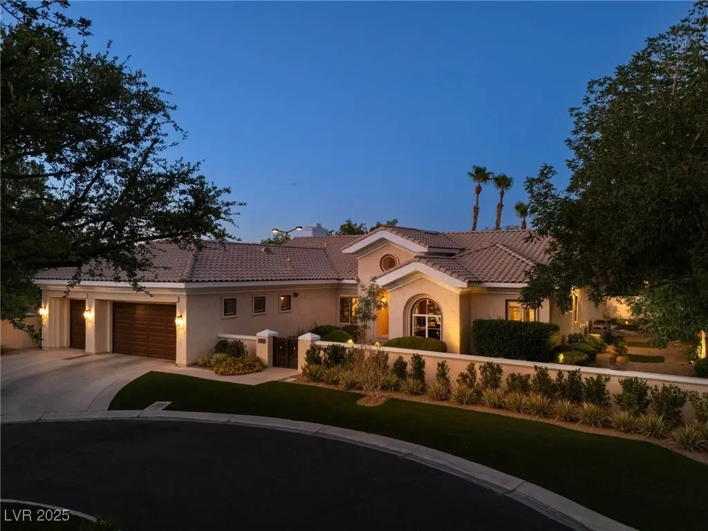 9004 Rolling Knoll Court, Las Vegas, Nevada, United States. - Photo 3