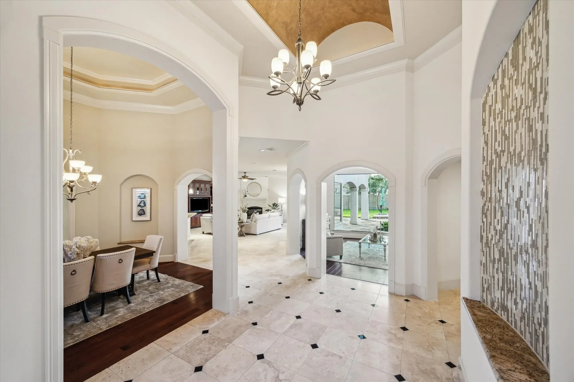 Gallery photo 4