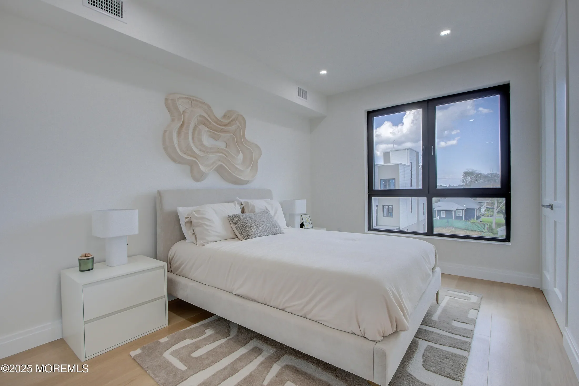 2 Seashore Drive, Long Branch, New Jersey, United States. - Photo 7