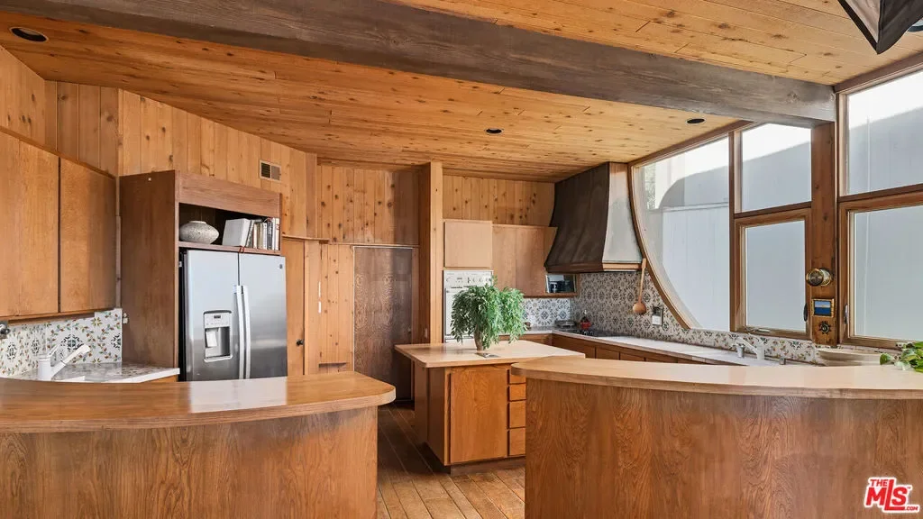 26902 Malibu Cove Colony Drive, Malibu, California, United States. - Photo 26