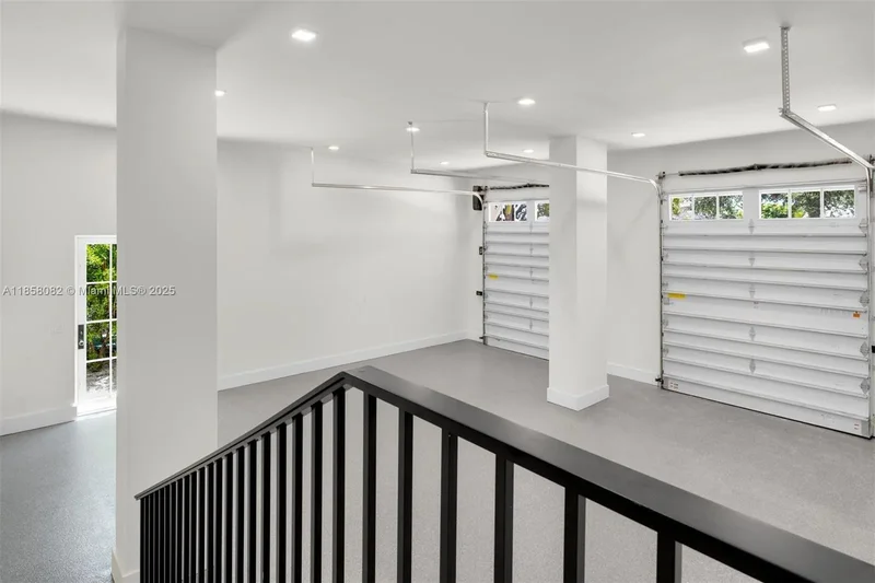 1051 San Pedro Ave, Coral Gables, Florida, United States. - Photo 53