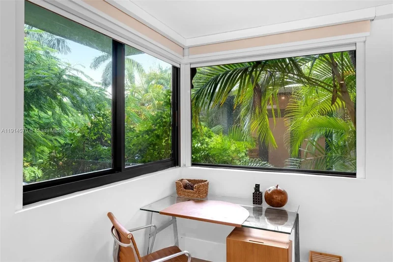 2815 Regatta Ave, Miami Beach, Florida, United States. - Photo 16